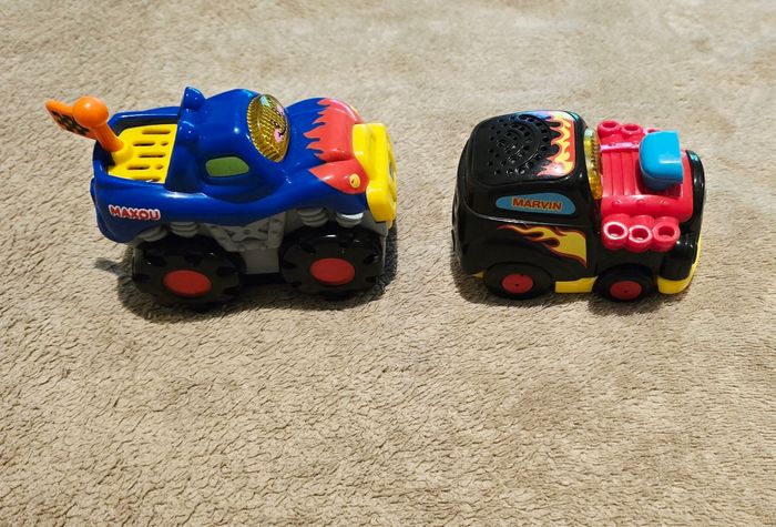 Lot tut tut bolide - photo numéro 2