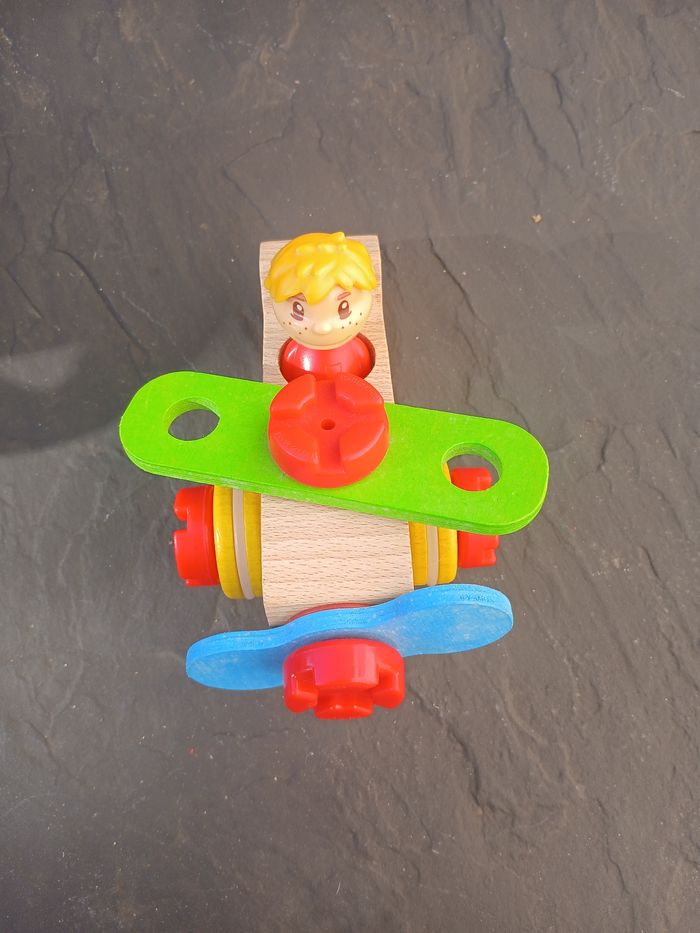 Avion modulable en bois avec personnage - photo numéro 2