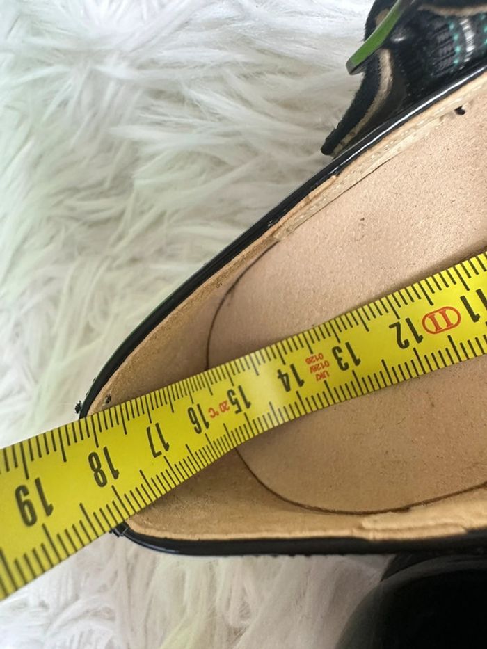 Paire de ballerine à bride Unisa taille 25 - photo numéro 7