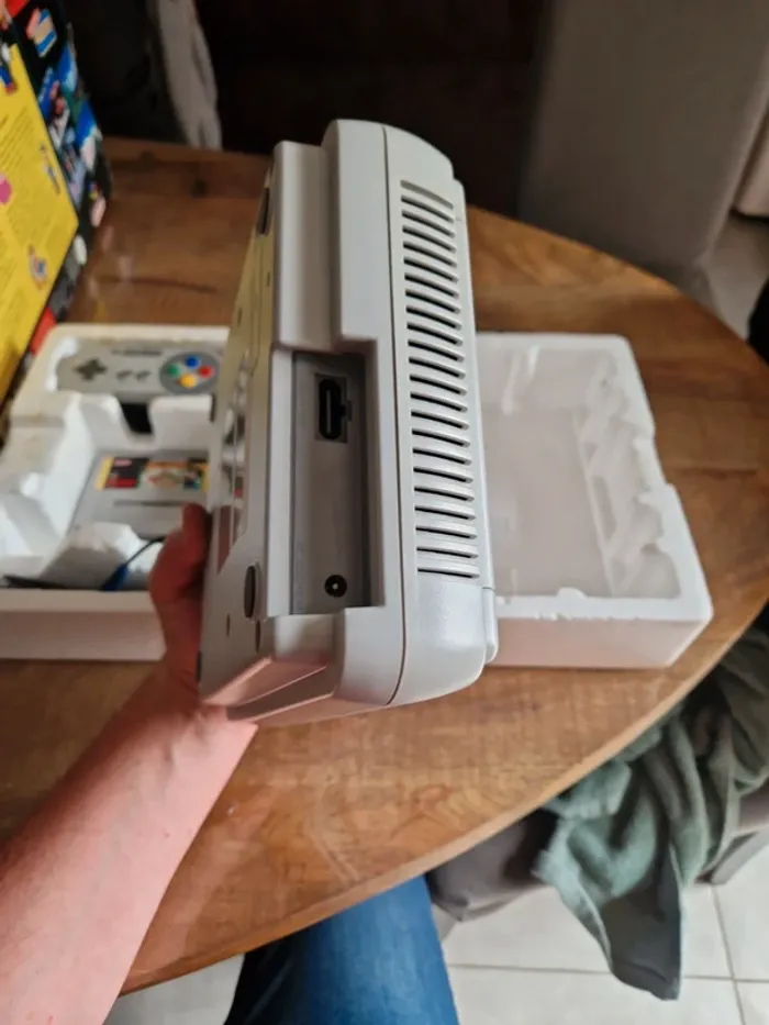 Console super Nintendo en boite - photo numéro 11