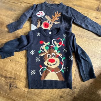 2 pulls de Noël 4 ans