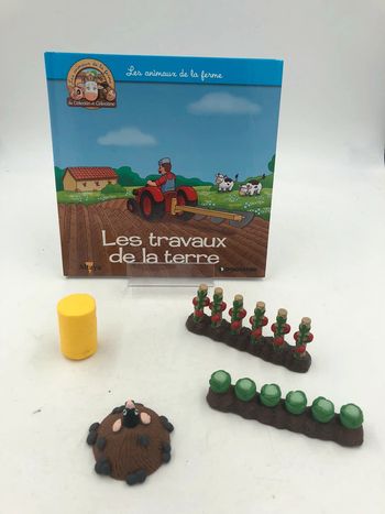 Livre + figurines Altaya les animaux de la ferme N•27 les travaux de la terre