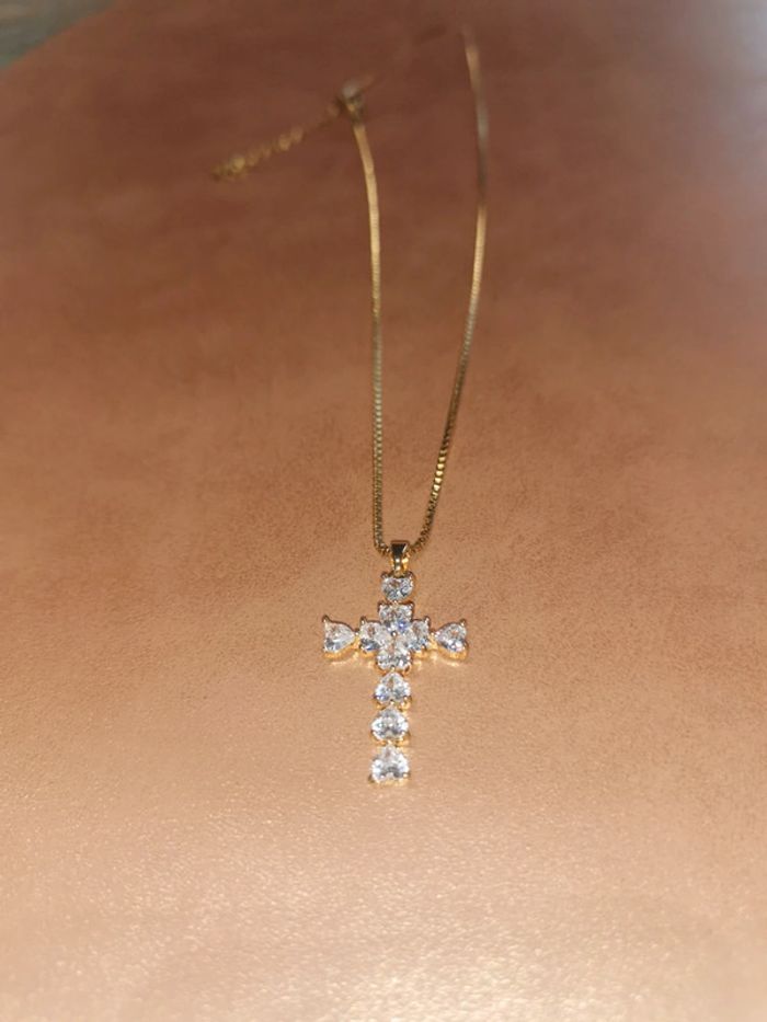 Collier et pendentif spirituel croix chrétienne