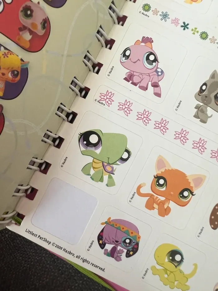 Le guide officiel pet shop - photo numéro 3