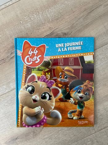 Livre 44 chats Une journée à la ferme
