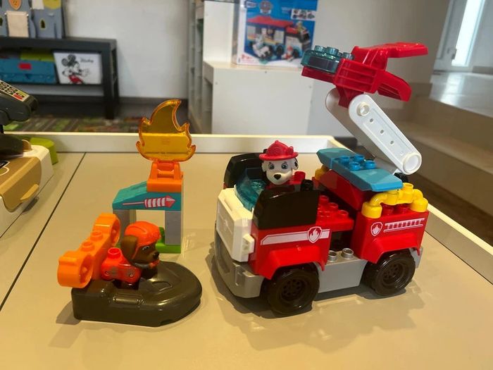 Mega bloks Pat Patrouille  Le Camion de Pompier de Marcus + Zuma