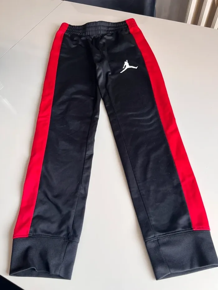 Pantalon, jogging pour enfants, taille 8/10 ans jordan