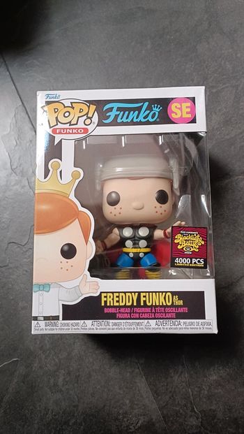 Funko pop Freddy funko as thor