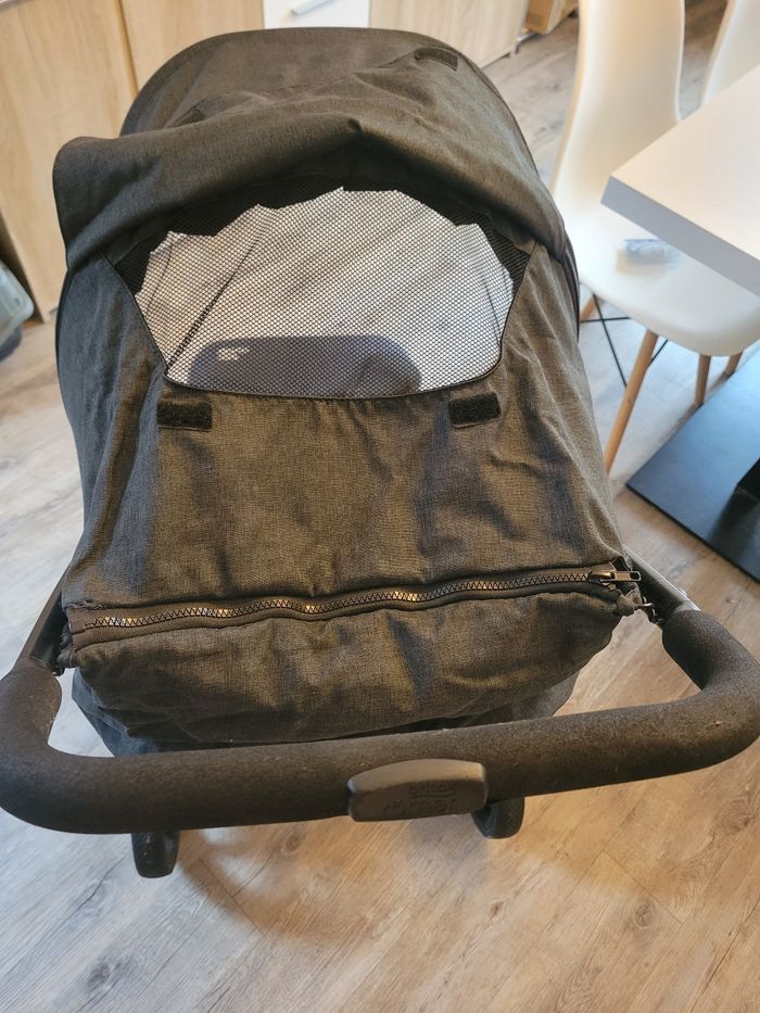 URGENT POUSSETTE - photo numéro 4