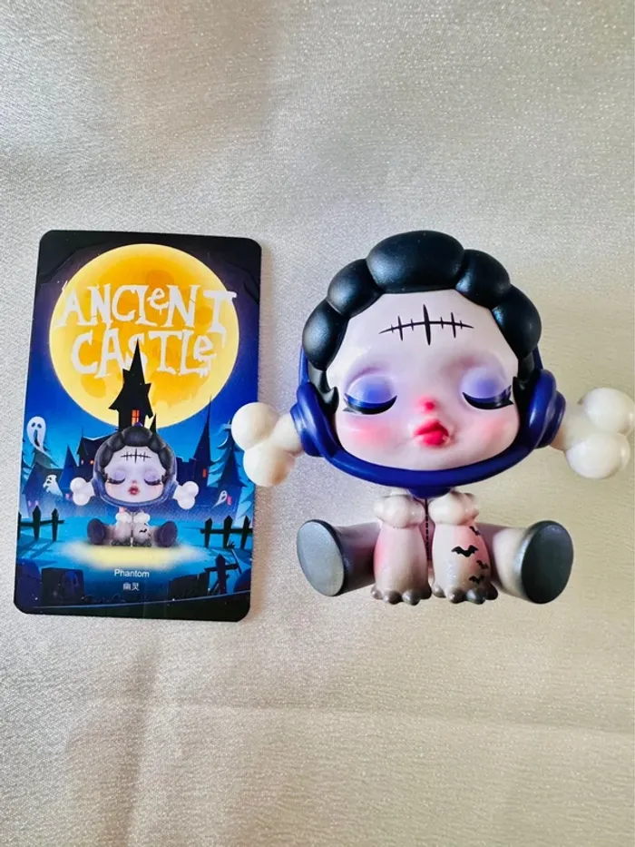 Pop Mart × Skullpanda – Série Ancient Castle – Figurine Fantôme - photo numéro 2