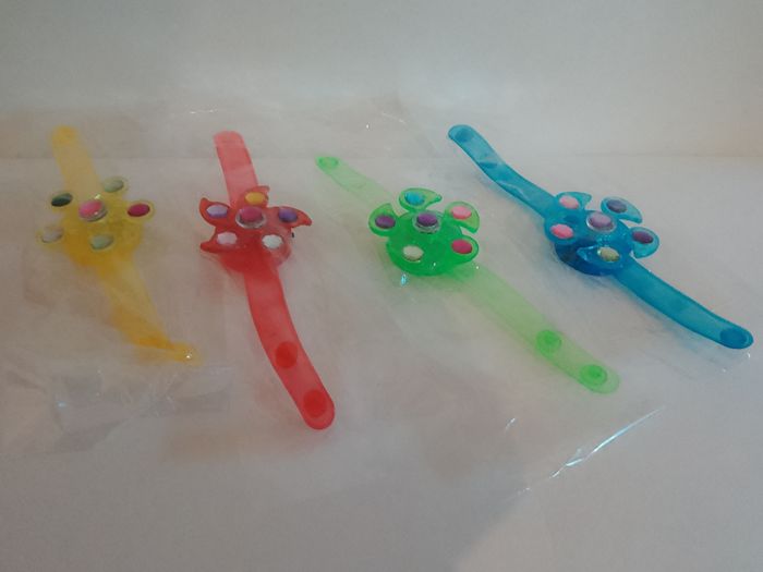 Bracelets lumineux. - photo numéro 4