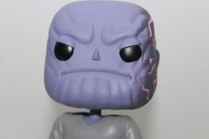 Figurine Tanos In The Garden - Marvel 579 - photo numéro 2