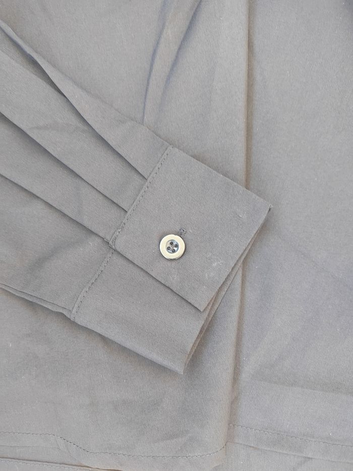 Lot de 2 Blouses Élégantes Shein – Noire & Blanche – Taille M/38 – Très Bon État - photo numéro 4