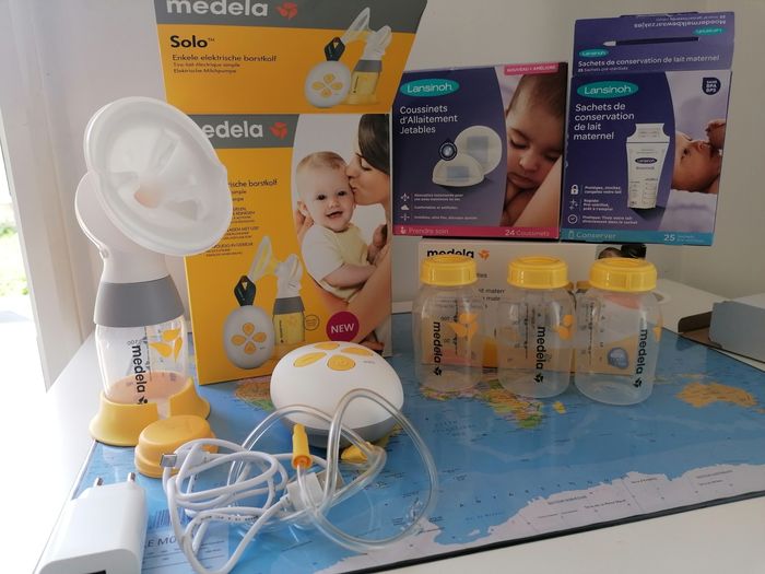 Tire lait électrique Medela et accessoires Lansinoh - photo numéro 2