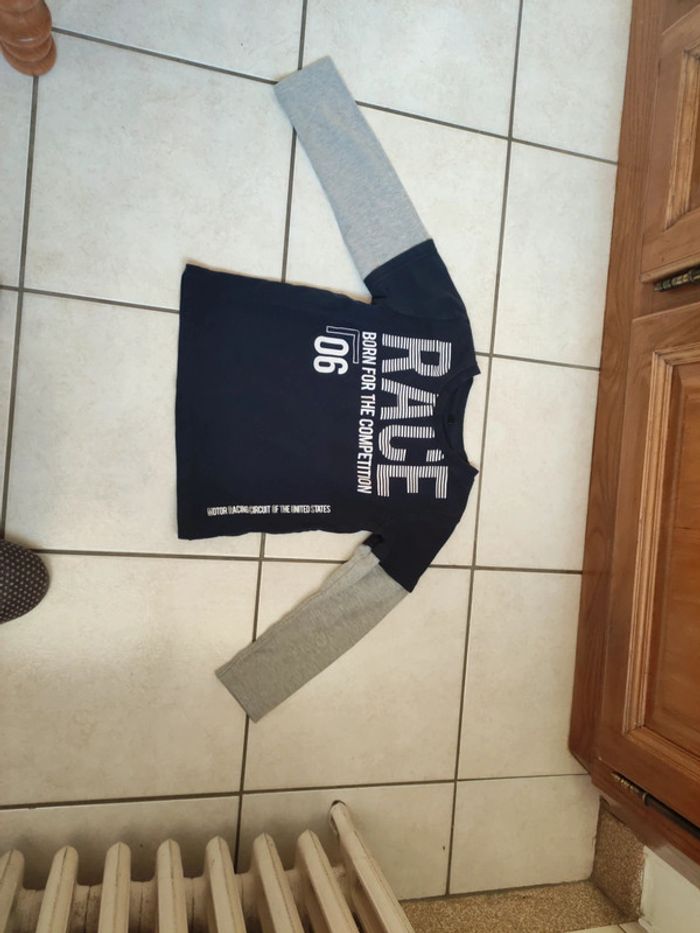 Tee shirt manches longues 6 ans - photo numéro 2