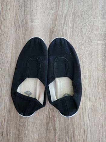Chaussons noirs