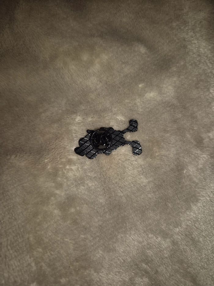 Broche mickey mouse - photo numéro 2