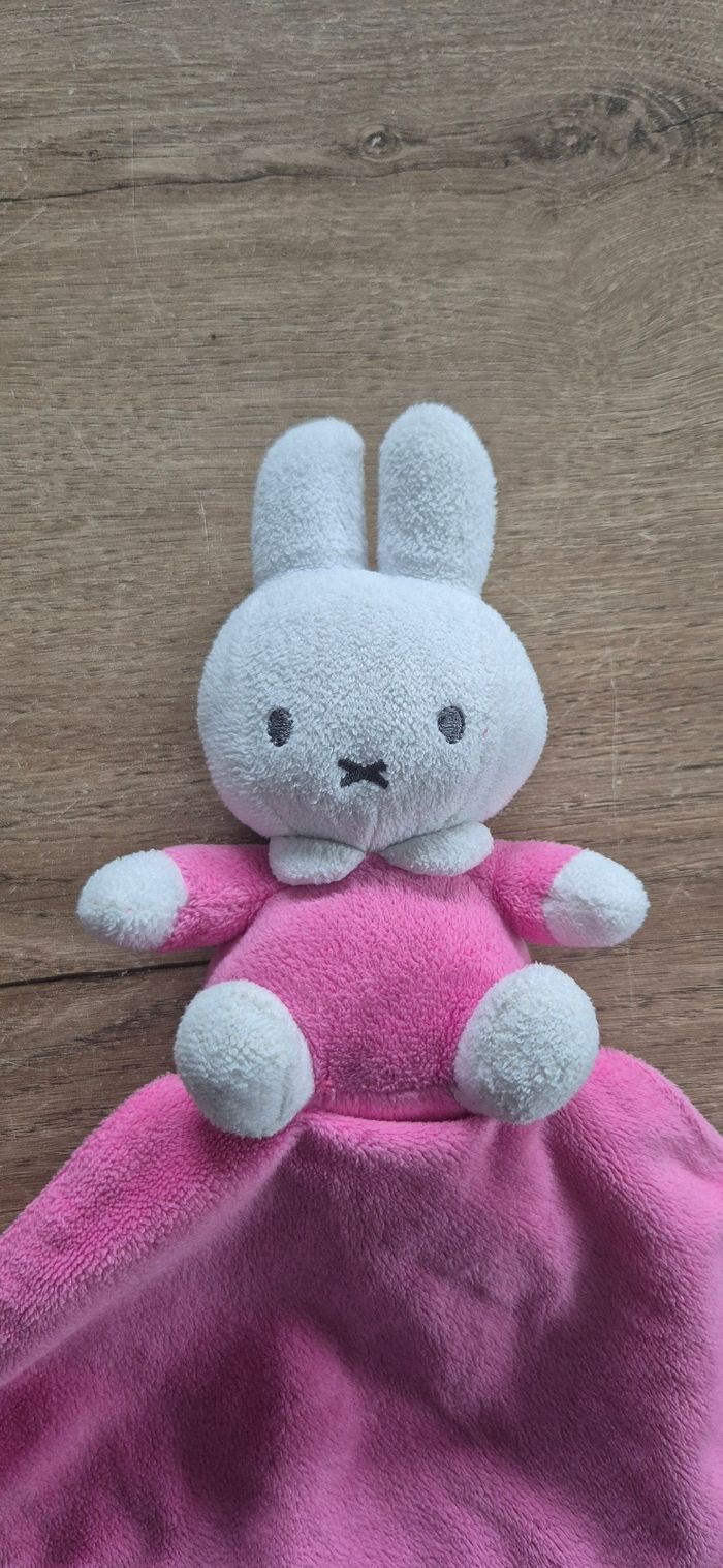 Doudou mouchoir Miffy - photo numéro 2