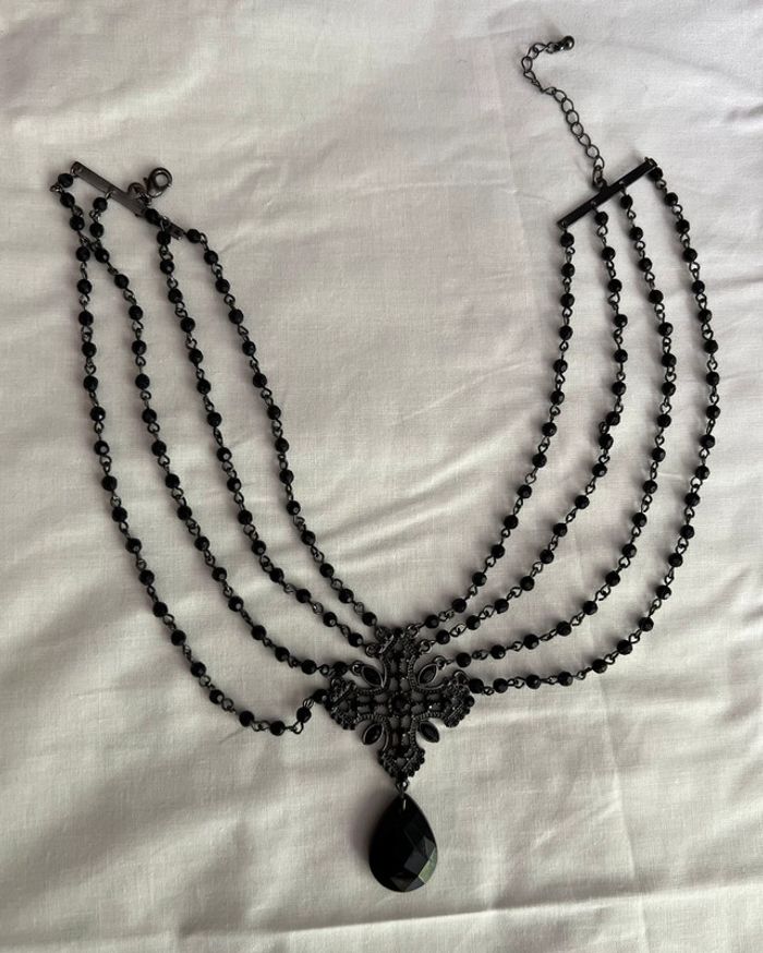 Collier multi chaines croix perles noires Baroque Victorian Goth - photo numéro 2