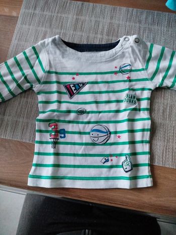 Vends tee shirt manche longue taille 3 mois