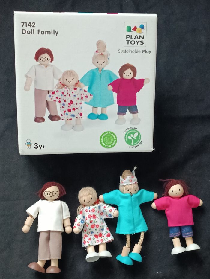 Poupées bois Plan Toys