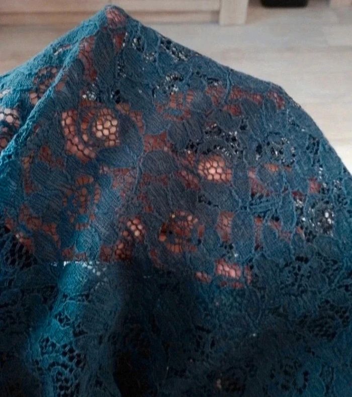 Pull dentelle - photo numéro 4