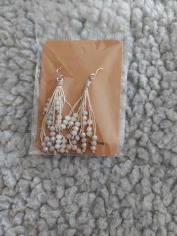 Boucle d'oreille pendante