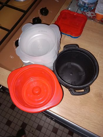 Assiette plat repas + couvercles pour bébé