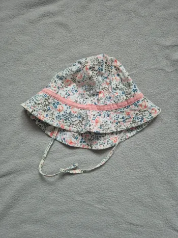 Chapeau bébé taille 50 cm
