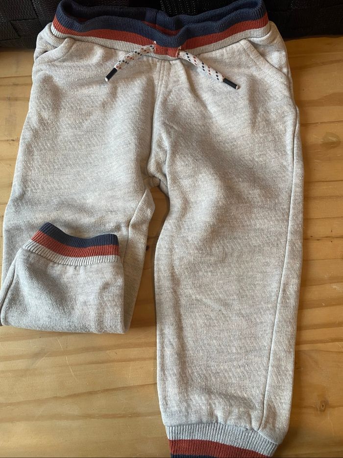 Lot vêtement garçon taille 18 mois - photo numéro 5