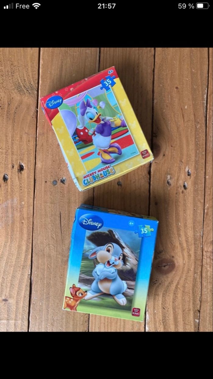 2 puzzles Disney