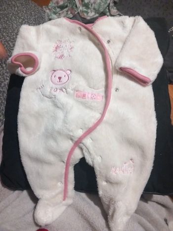 Pyjama taille 46/48mois prématuré