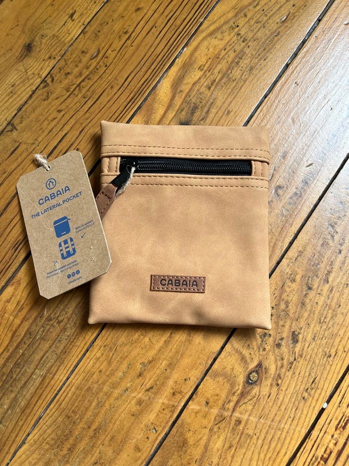 Pochette latérale Cabaia