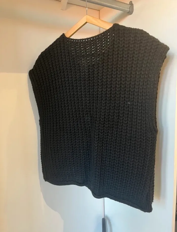 Gilet sans manche noir - photo numéro 4