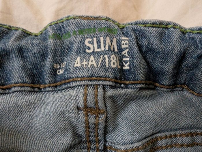 Jean bleu - photo numéro 3