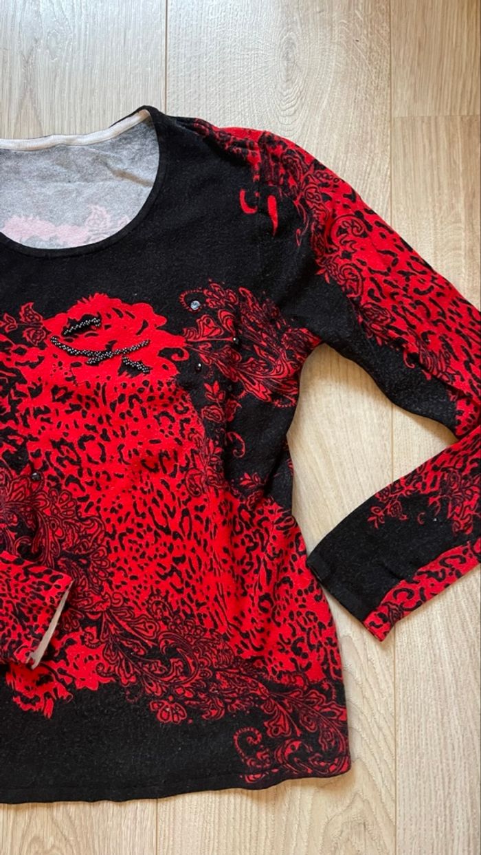 Pull rouge et noir - photo numéro 4