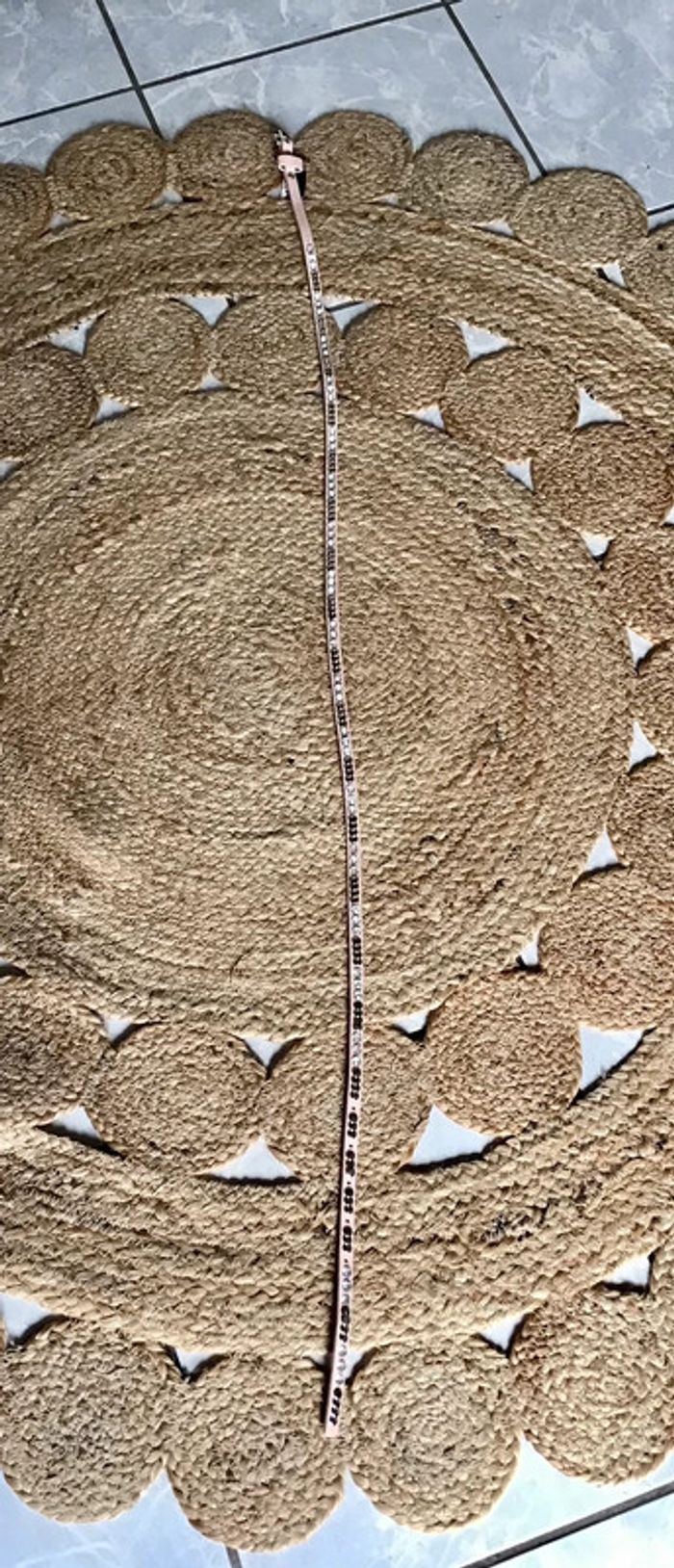 Ceinture fine rose avec strass et cercles argenté taille 100