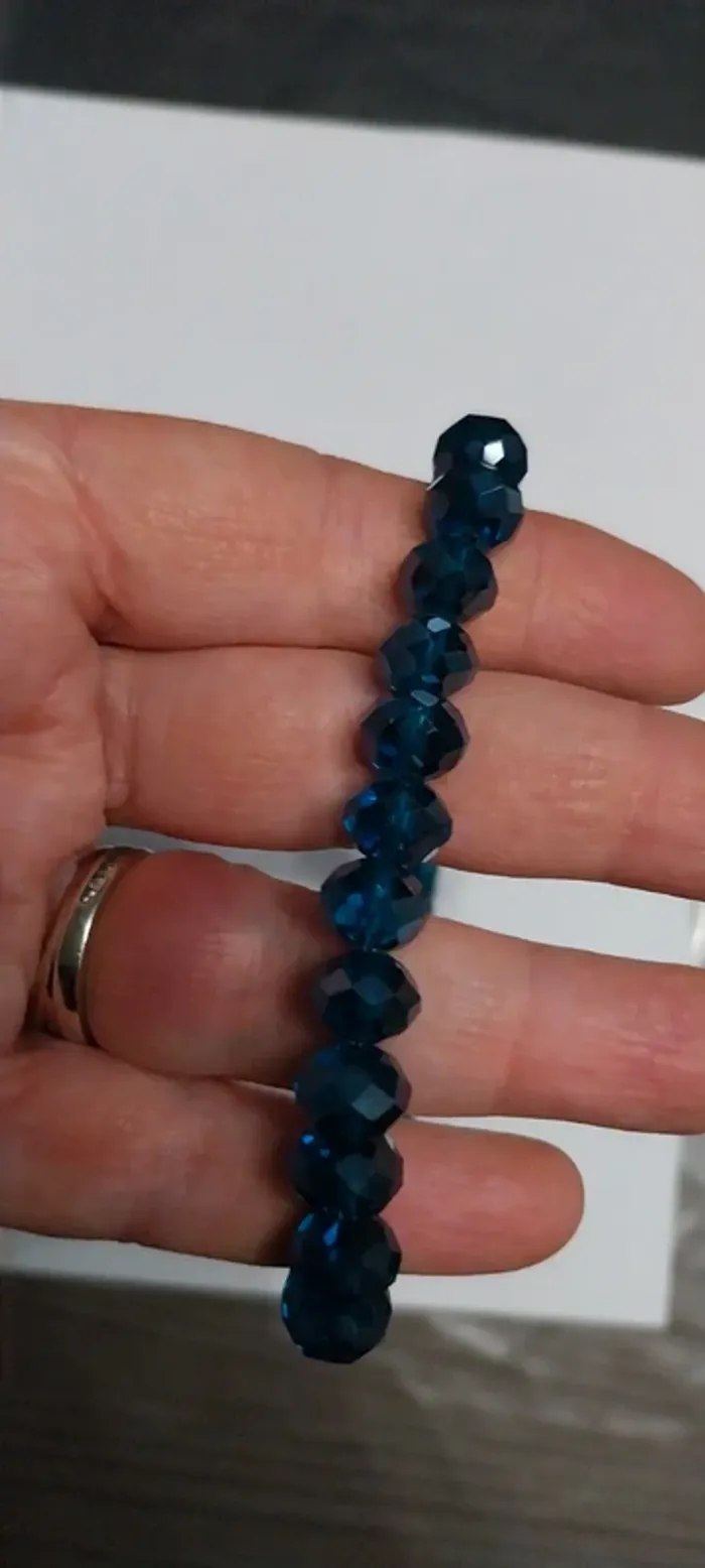 Collier fantaisie avec perles bleues - photo numéro 2