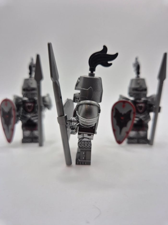 Figurines type lego 3 soldats chevaliers Chauves-Souris - photo numéro 3