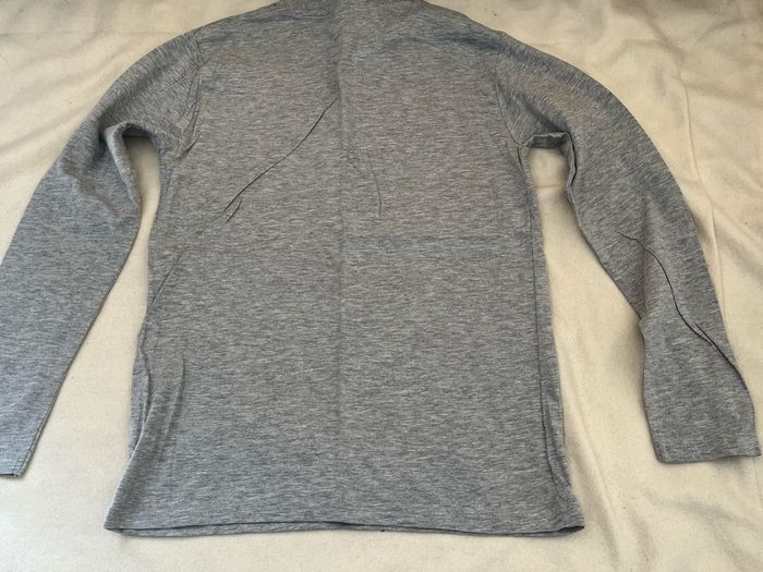 Pull fin pikachu Pokemon 12 ans - photo numéro 4