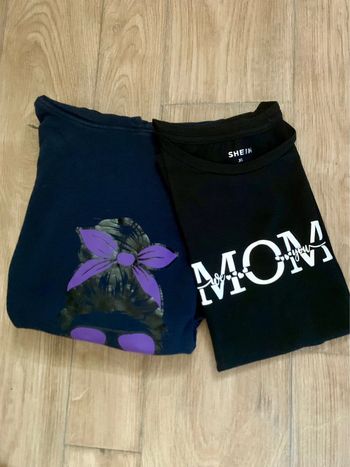 Sweet à capuche + t-shirt
