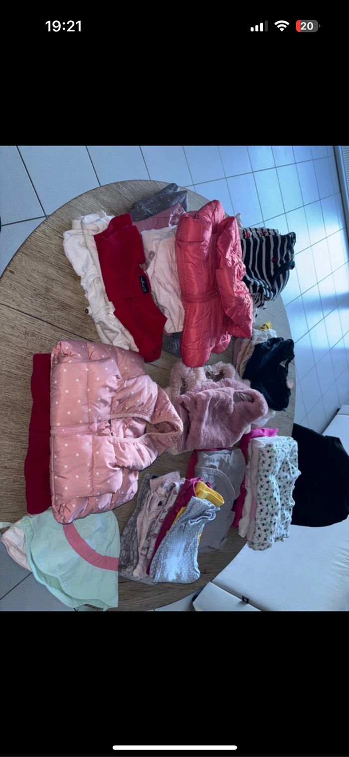 Lot fille en taille 12 mois