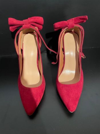 Talons bordeaux