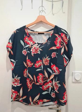 Blouse imprimé floral, manches courtes taille 40