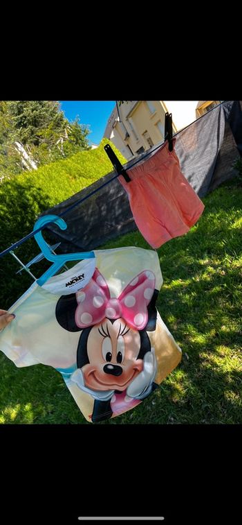 Ensemble Minnie neuf