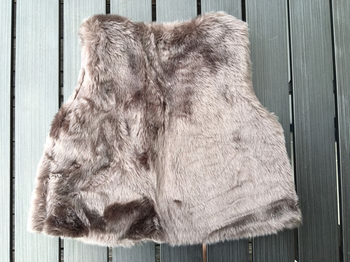 Gilet fausse fourrure - photo numéro 2