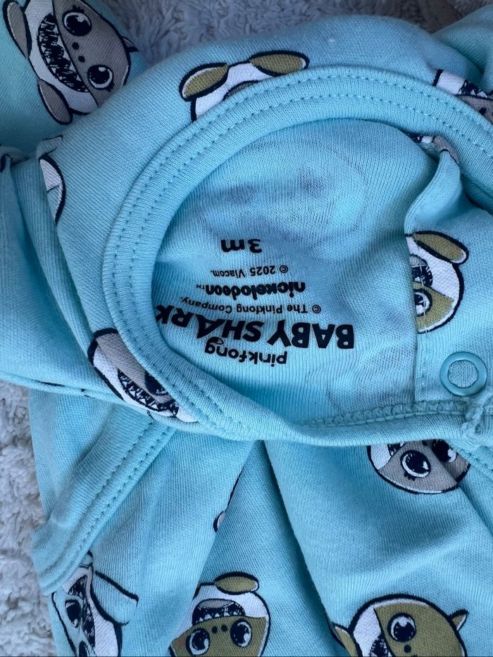 Pyjama baby shark - photo numéro 3