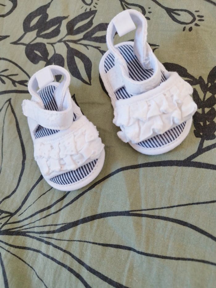Chaussures été bébé fille 3 mois - photo numéro 2