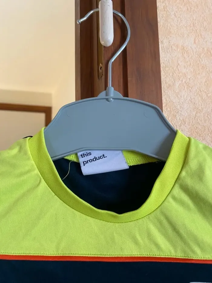 T-shirt garçon Uhlsport 8 ans style Ligue 1 – Très bon état 🌟 - photo numéro 3