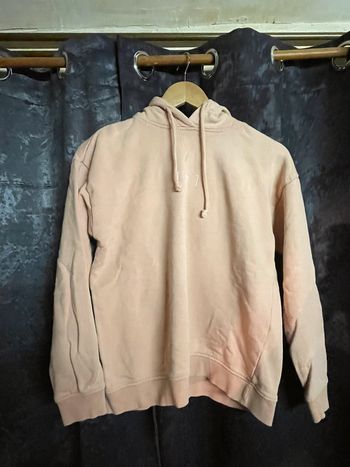 Pull à capuche avec coeur